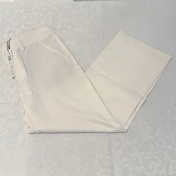 Alice + Olivia “Janis” Low Rise Crop Flare Pants. Ladies 6 - Picture 6 of 16